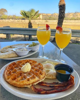 The perfect breakfast doesn’t exis-

#discoverunder5k #foodintheair #yelpoc #orangecounty #california #foodfeed #feastagram #forkyeah #nomnom #foodporn #socal #delicious #feedme #foodheaven #buzzfeed #hypefeast #instafood #foodfeed #tryitordiet #foodfeed #cheatmeal #foodhunting #munchies